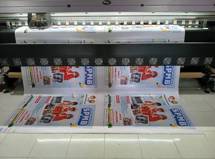 CETAK BANNER